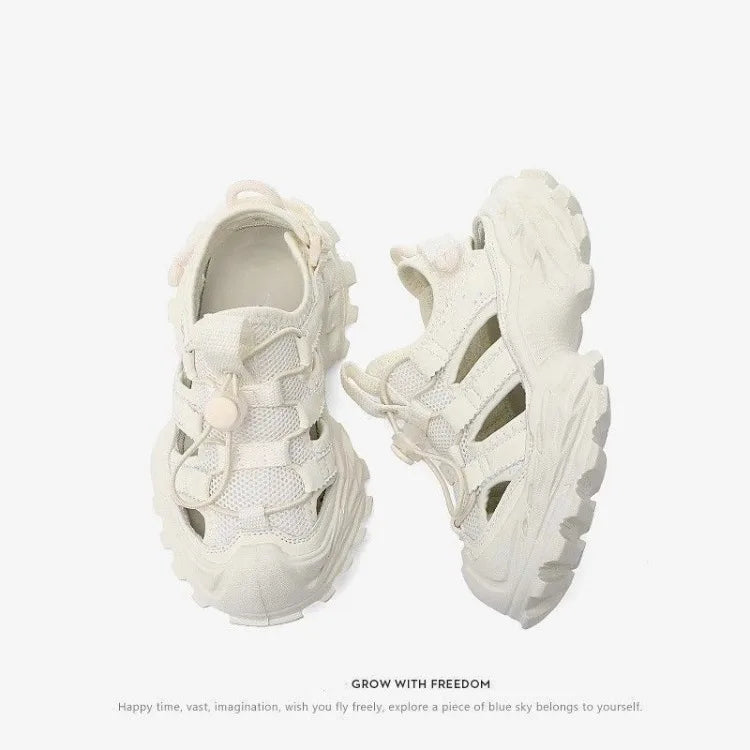 2026 New Boys' White Sports Sandals Summer Closed Toe Beach Shoes with Hollow Out Design for Children