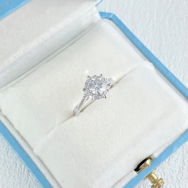 0.5/1CT Moissanite Diamond Rings Wedding Band for Women 925 Sterling Silver Plated 18k White Gold Promise Ring Certified
