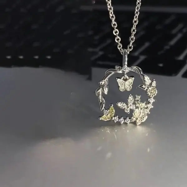 Romantic Cherry Blossoms Flower Necklace For Women Shiny Crystal Zircon Butterfly Flower Pearl Clavicle Chain Girl Party Jewelry