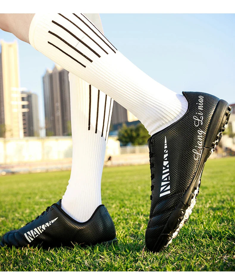 Hot Selling Youth Professional Long Nail Soccer Shoes Men's Broken Nail Football Shoes Children's Student Training Shoes