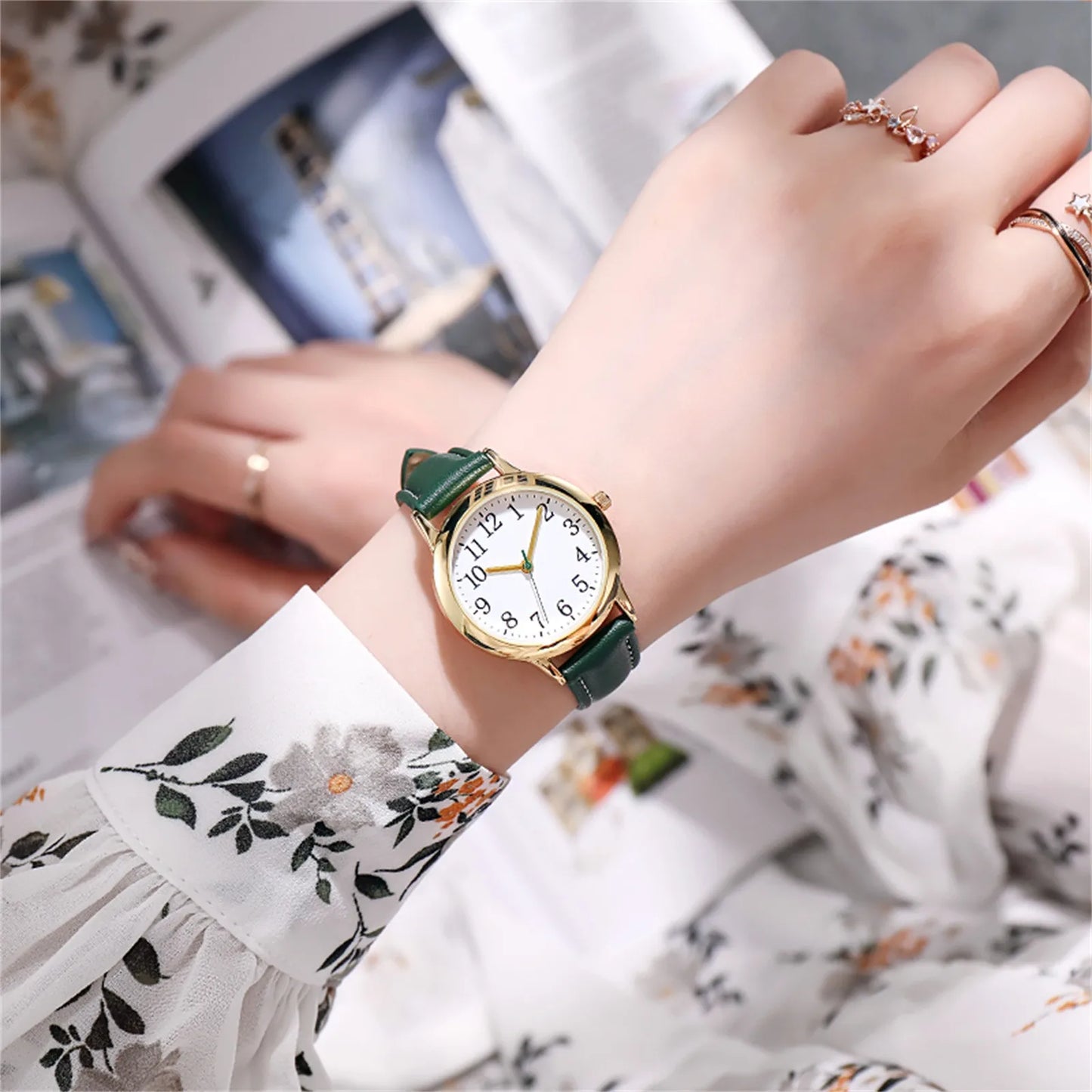 Women Quartz Fine Watch Easy To Read Arabic Numerals Simple-Dial
