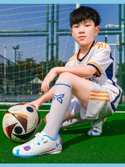Soccer Shoes for Children Professional Original Kids Football Boots Society Kid Sneakers Indoor Football Trainers Youth Sports