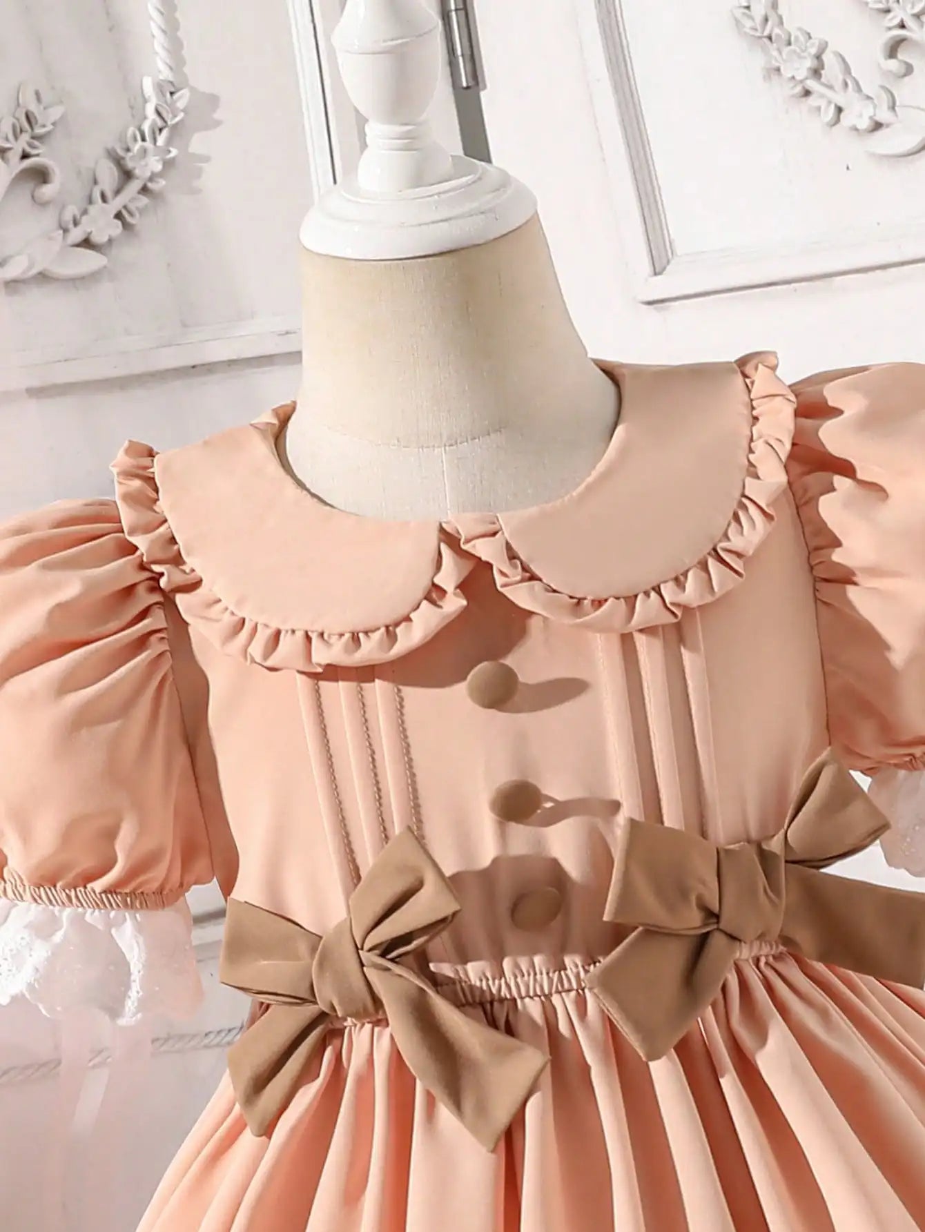 Little Girl's Romantic and Elegant Ladylike Apricot Princess-Style Dress, Decorated with Bows, Stylish Puff Sleeves, Suitable for Birthday Parties, Holiday Events, and Photography. Suitable for Little Girls Aged 4-7, f