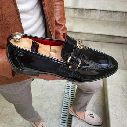 Novos Mocassins Pretos Masculinos Slip-On Bico Redondo Sapatos Sociais Masculinos Frete Grátis Sapatos de Casamento para Homens Tamanhos 38-47
