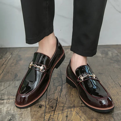 Business Casual Men Dress Shoes Luxury Glitter Designer Formal Shoes For Man Patent Leather Shoes Pointed Toe Men's Social Shoes