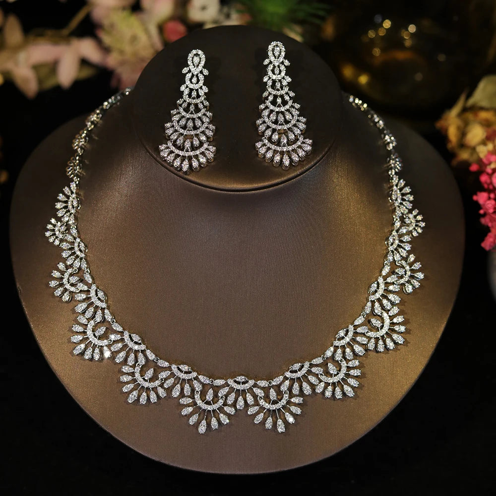 Luxury Shiny CZ Zircon Hollowed-out Shape Wedding Banquet Necklace Pageant Bridal Jewelry Sets for Women X0617