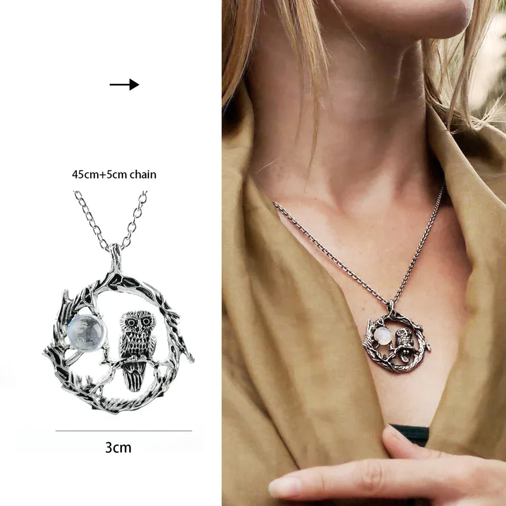 Artificial Moonstone Antique Pendant Necklace Gems Cabochon Vintage Boho Moon Necklace for Lady Girls Women Gift