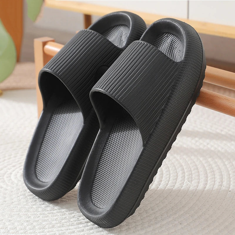 Summer Thick Sole Slippers Men Sandals Indoor Casual Slippers Outdoor Breathable Sandals Non-slip Bathroom Men's Shoes