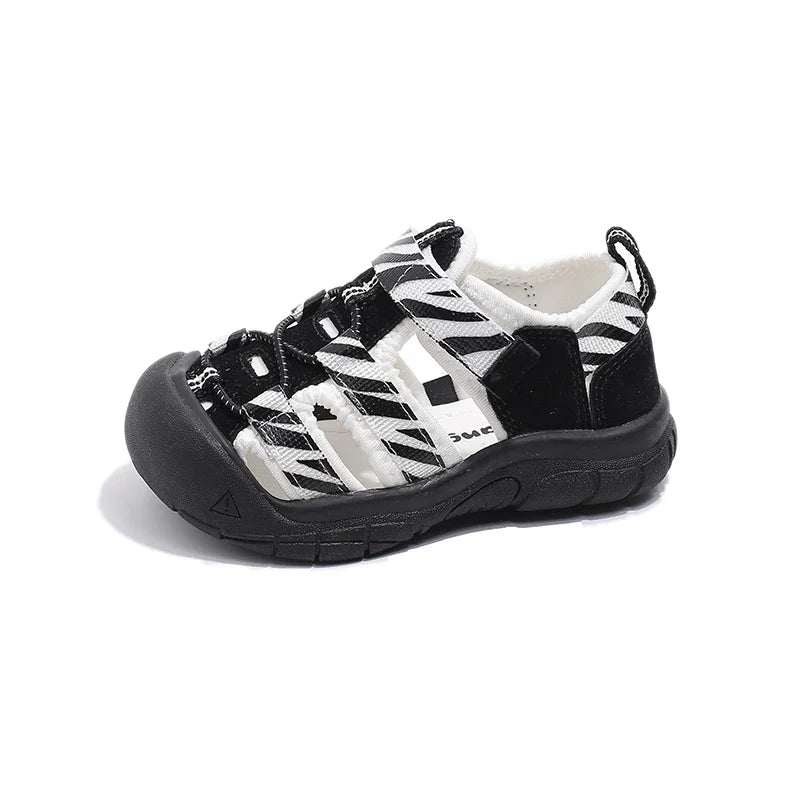 Children's sandals, boys' toe cover beach shoes, Summer 2025 girls' outdoor walking baby sports sandals