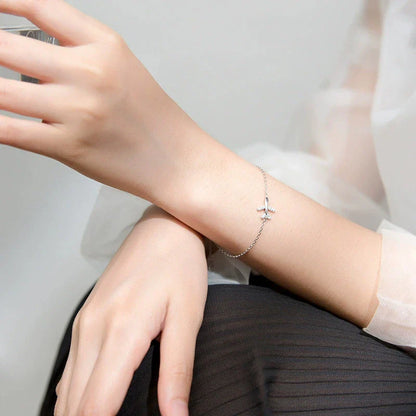 Fashion 925 Sterling Sliver Luminous CZ Cute Mini Airplane Bracelet for Women Link Chain Korea Style Fine Jewelry Bijoux
