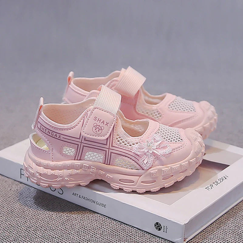 2026 summer new girls' bow mesh toe sandals soft and casual beach sandals children's outdoor walking non slip flat shoes