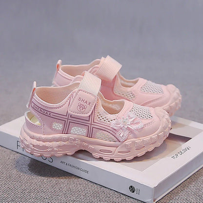 2026 summer new girls' bow mesh toe sandals soft and casual beach sandals children's outdoor walking non slip flat shoes