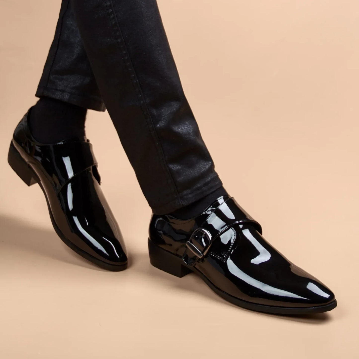 Men's Leather Shoes Business Formal Korean Trend Painted Leather British Casual Suit Sharp Head Wedding Support Rubber Sole