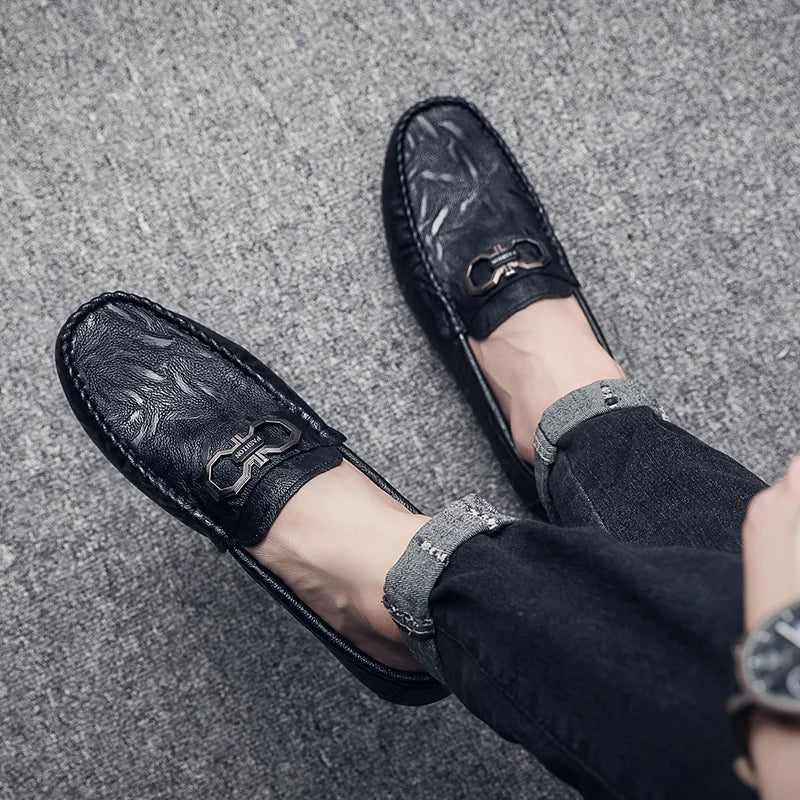 Brand Spring Summer Hot Sell Moccasins Men Loafers Leather Casual Shoes Men Flats Lightweight Driving Boat Shoes Male Footwear