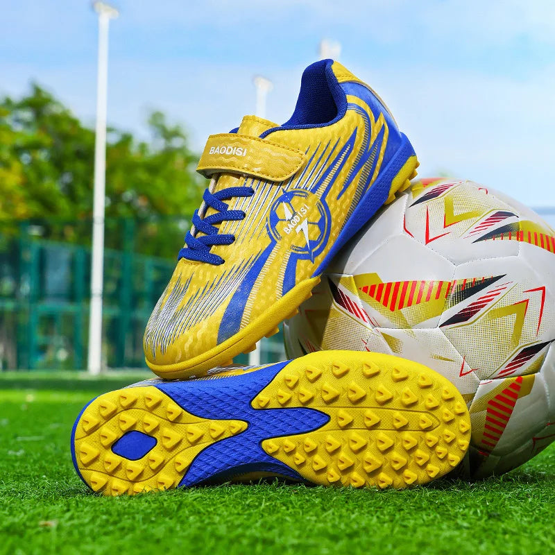 Kids Football Shoes Turf Soccer Cleats Non Slip Lightweight Training Sneakers Indoor Outdoor Futsal Boots Breathable Boys Girls