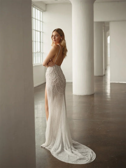 Customized White Spaghetti Strap Wedding Dresses Sleeveless Backless Side High Split Bridal Gown 2025 Mermaid Wedding Gown