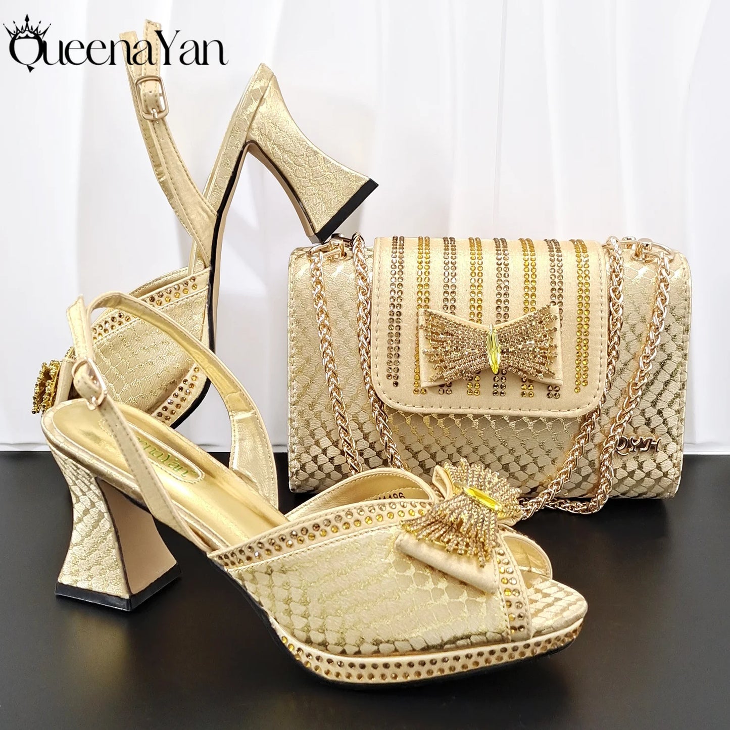 Sky Blue Color Party Peep Toe High Heels and Handbag  Set With Striped and Rhinestone Decoration Design