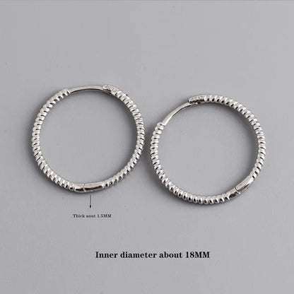 925 Sterling Silver Fashion Piercing Charm Twist Huggies Hoop Earrings for Women Rock Gothic Unisex Jewelry Ear Buckles