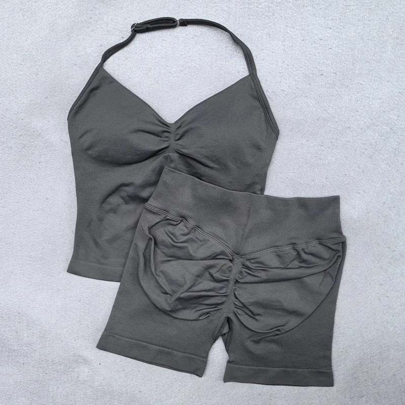 New Seamless Yoga Set Women 2Pcs Padded Halter Tank Top Scrunch Butt Lifting Gym Shorts Set Summer Sportswear Workout Clothes