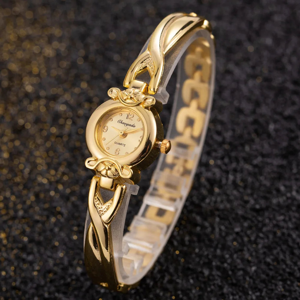 Women Bracelet Watch Mujer Golden Relojes Small Dial Quartz Leisure Popular Wristwatch Hour Female Ladies Elegant Relogio Clock
