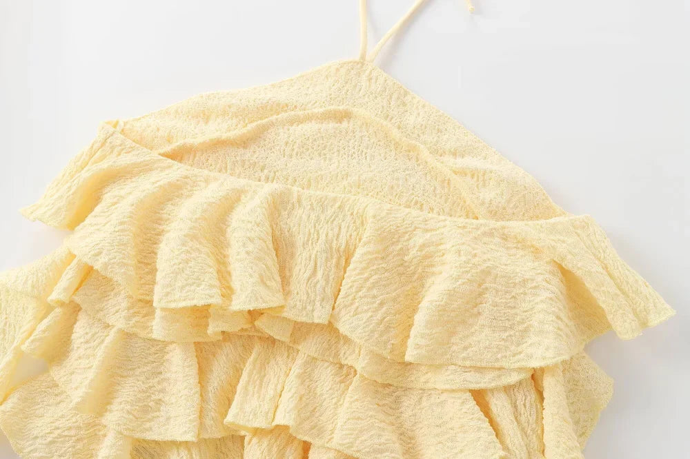Textured halter crop top with ruffles Women's short yellow sleeveless top with sexy streamers for summer 2025 ETJ