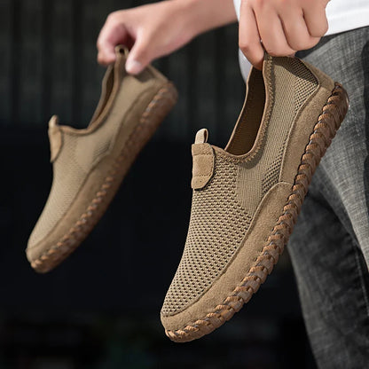 Breathable Men Casual Shoes Lightweight Outdoor Male Walking Shoes Anti-slip Men's Sneakers Slip on Flats Vulcanized Shoes 2025