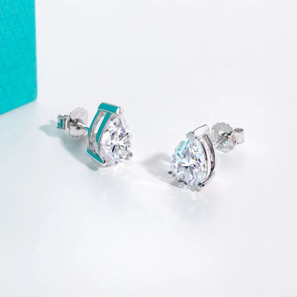 Classic Stud Earrings for Women 1cttw-6cttw Pear Moissanites 925 Sterling Silver D Color VVS1 Moissanite Earrings