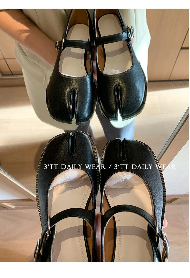 Fashion Women's Shoes New High Quality Leather Split Toe Mary Jane Shoes Comfortable Low Heel Women Shoes Lolita