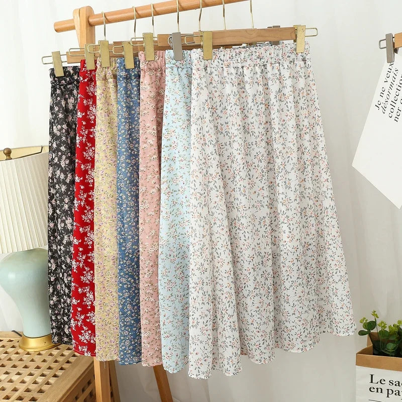 Women's Summer Skirts Vintage Floral Printed Chiffon Skirts High-waisted Elastic Waist Relaxed Mid-length Skirts Beach Skirts