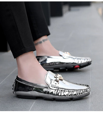2025 Spring and Summer New Internet Celebrity Glossy Leather Peas Shoes Men's Large Size Slip-On Trendy Fashion Handmade Men's Shoes