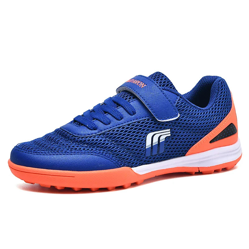 New Boys and Girls Football Shoes with Rubber Soft Nails for Comfortable and Breathable Professional Boys and Girls Football Sho