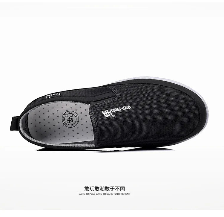 Loafers Men Sneakers Mesh Breathable Non-Slip Slip On Vulcanized Shoes Soft Sole Solid Color Comfortable Water Shoes