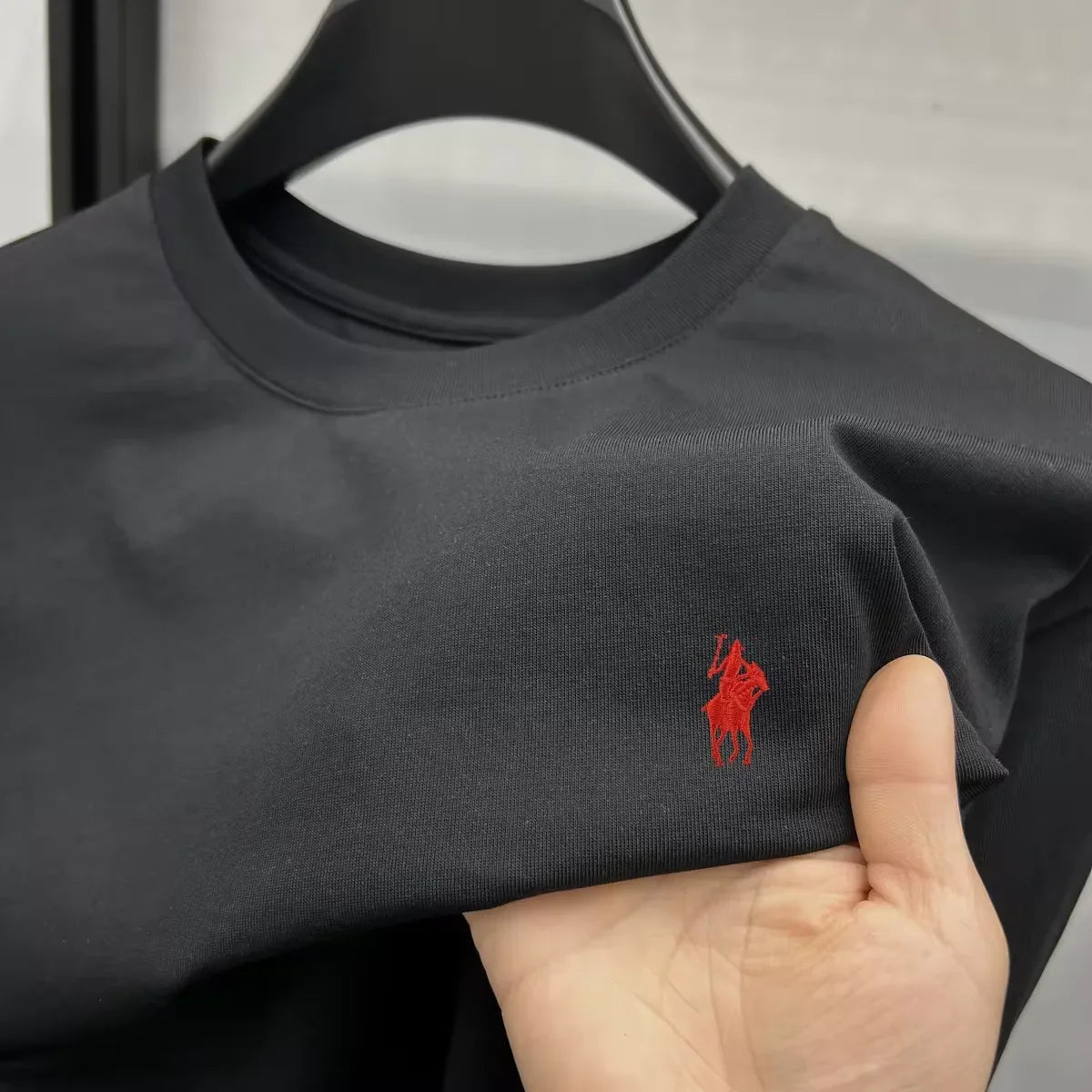Luxury brand short sleeve men's round neck T-shirt summer fashion classic pony embroidery design 100cotton breathable casual top