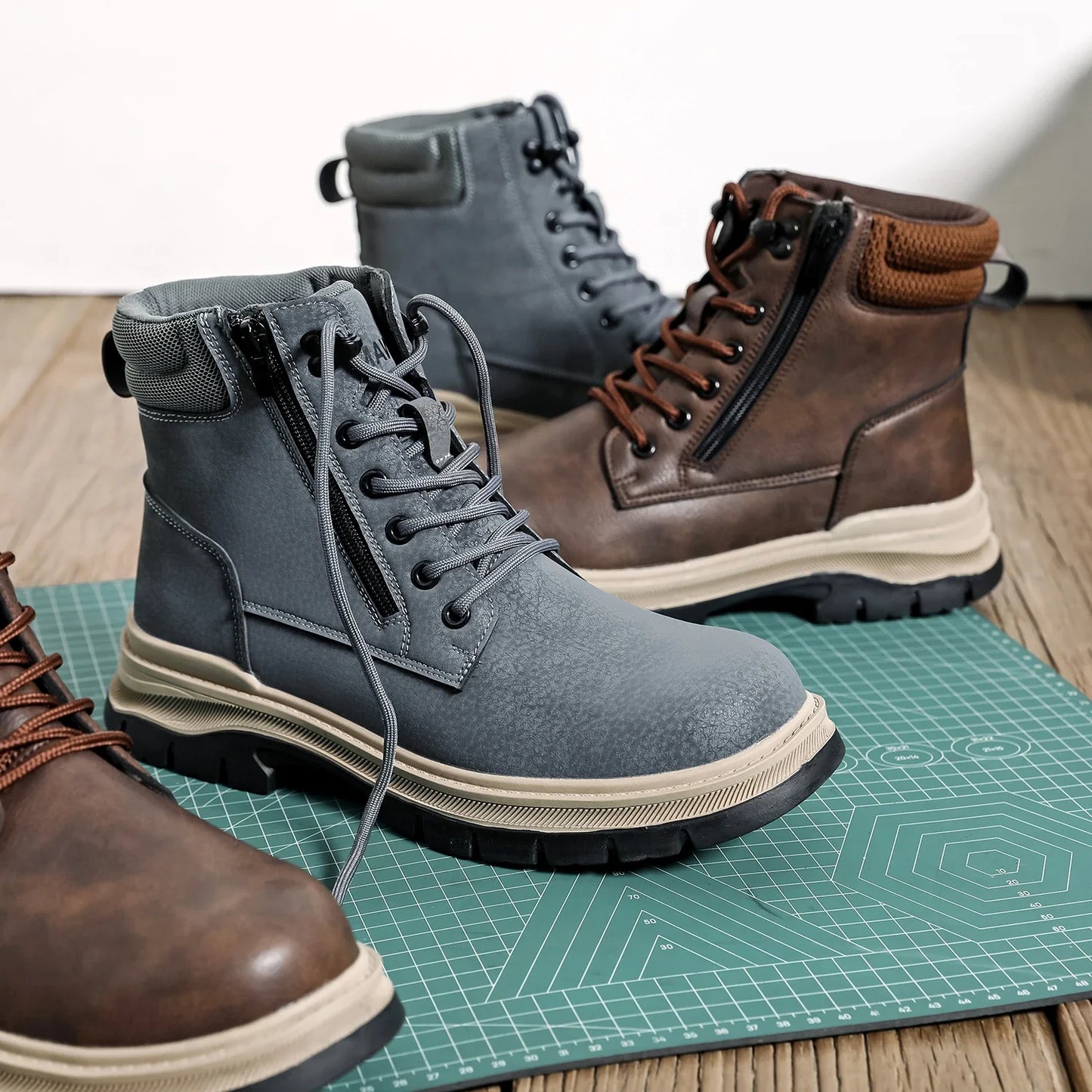 New Non Slip Work Shoes Men Work Boots Indestructible Safety Shoes Steel Toe Shoes Puncture-Proof Sneakers Male Footwear Shoes