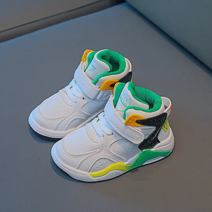 Children's basketball shoes are soft and fashionable