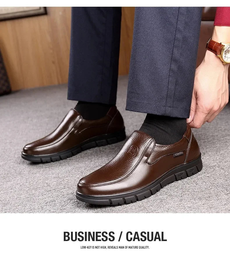 Men Genuine Leather Businenss Loafers Handmade Shoes Non-slip Man Flat Driving Walking Man Soft Luxury Dad Dress Office Shoes