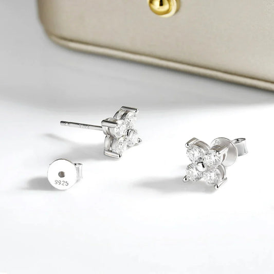 100% 925 Sterling Silver 0.1ct 3mm Moissanite Stud Earrings For Women 18K Gold Plated Sparkling Wedding Party Fine Jewelry