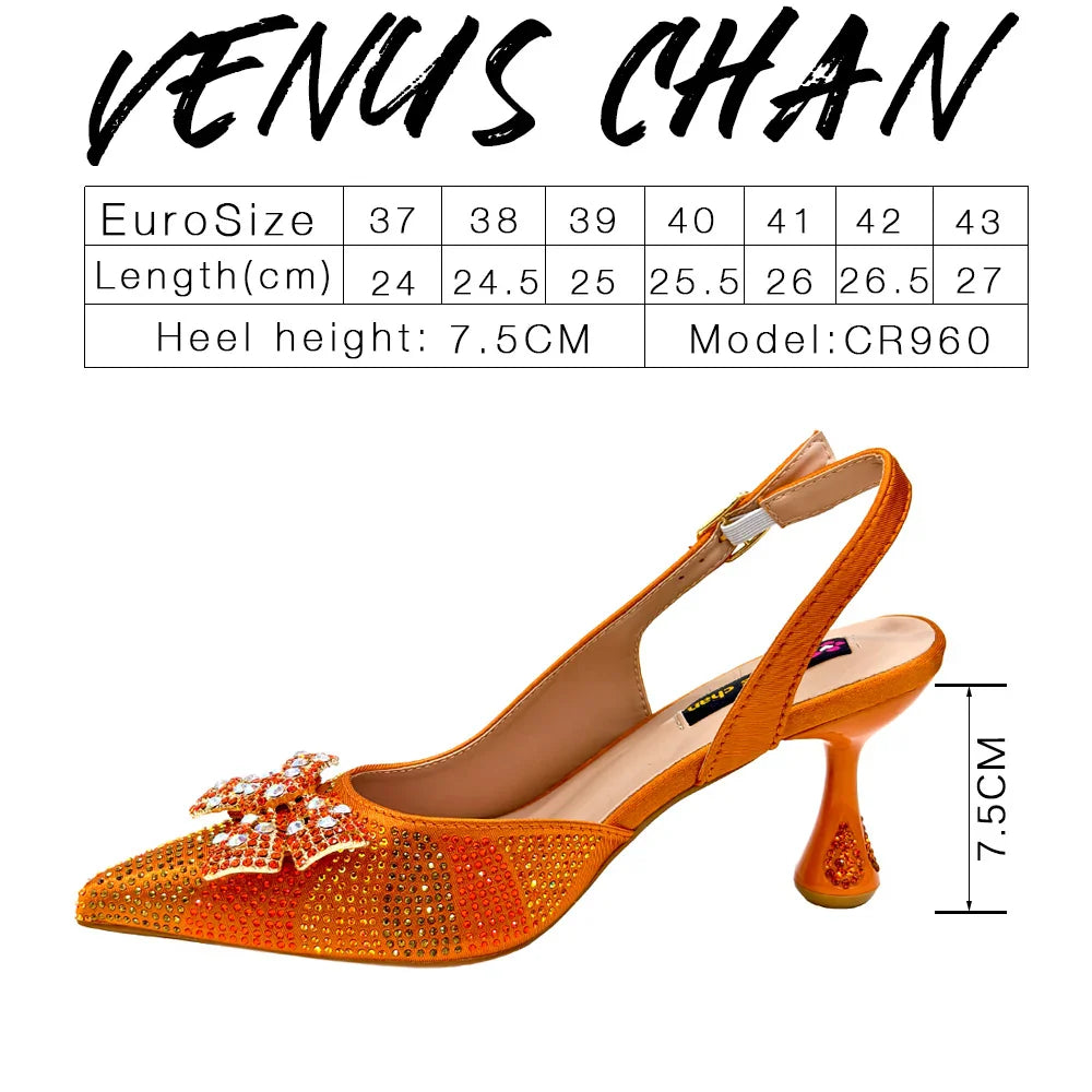 Elegância Festiva: Saltos Deslumbrantes e Clutch Chique, Combinação Perfeita de Sapatos e Bolsas para Festas