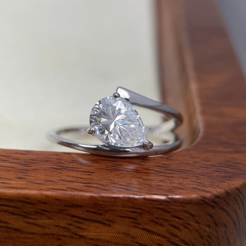 D Color VVS1 6*8mm Pear Cut Moissanite Rings for Women Sparkling Wedding Proposal Birthday Gift 100% S925 Sterling Silver