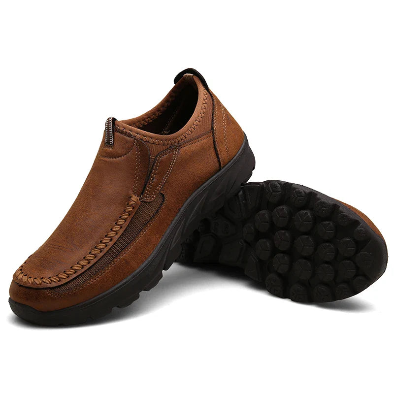 Fashion Leather Men Casual Shoes Retro Mens Loafers Moccasins Breathable Slip on Driving Shoes Mens Walking Sneakers Size 39-48