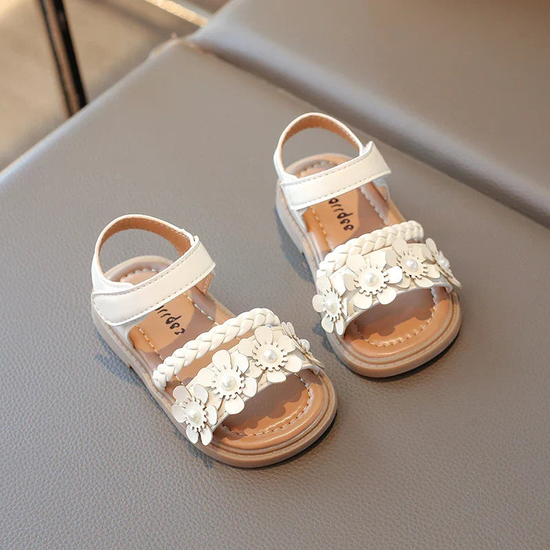 2026 High Quality Girls Sandals Flower Sweet Soft Children's Beach Shoes Kids Cute Summer Floral Sandals Princess Fashion 22-31