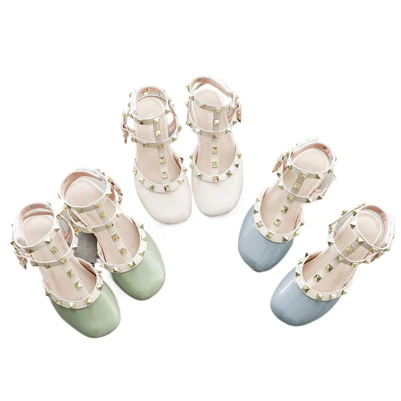 Spring Style Baotou Cool Kids' Shoes with Buckle Rivets School Performance Girl' Shoes with Heel Bright Diamond Children's Shoes