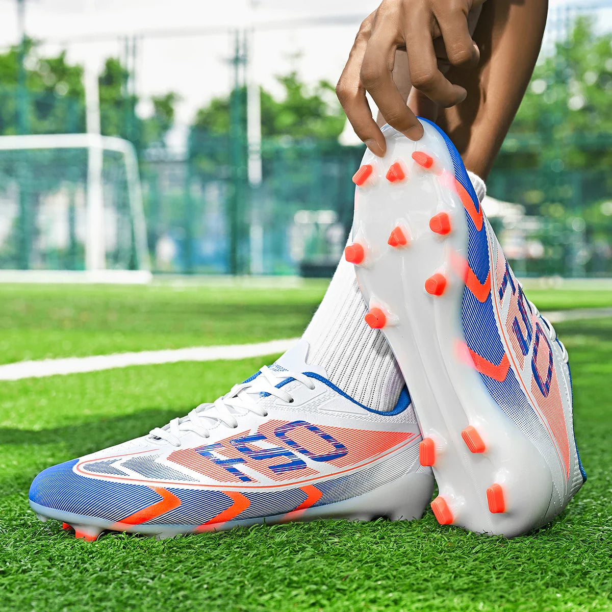 Adult breathable FG/AG long nail suitable for training and competition all season universal anti slip sports football shoes