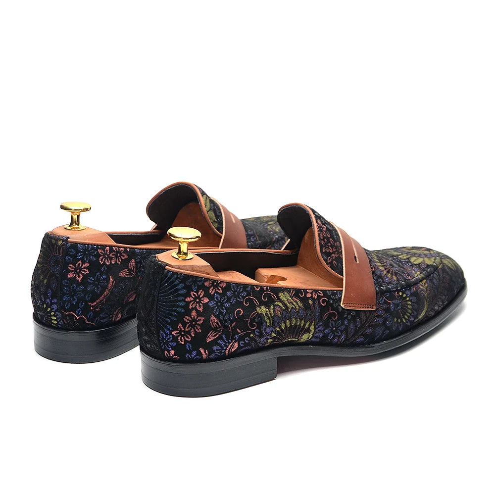 European Classic Men's Wedding Dress Shoes Soft Suede Leather with Flower Pattern Penny Loafers Banquet Party Formal Shoes Man