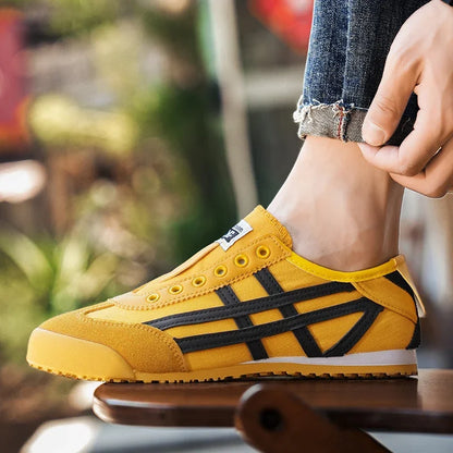 Men's Classic Running Shoes Lace Up Flat Bottom Sports Shoes Soft Sole Walking Shoes Breathable Couple Casual Shoes Tennis Shoes