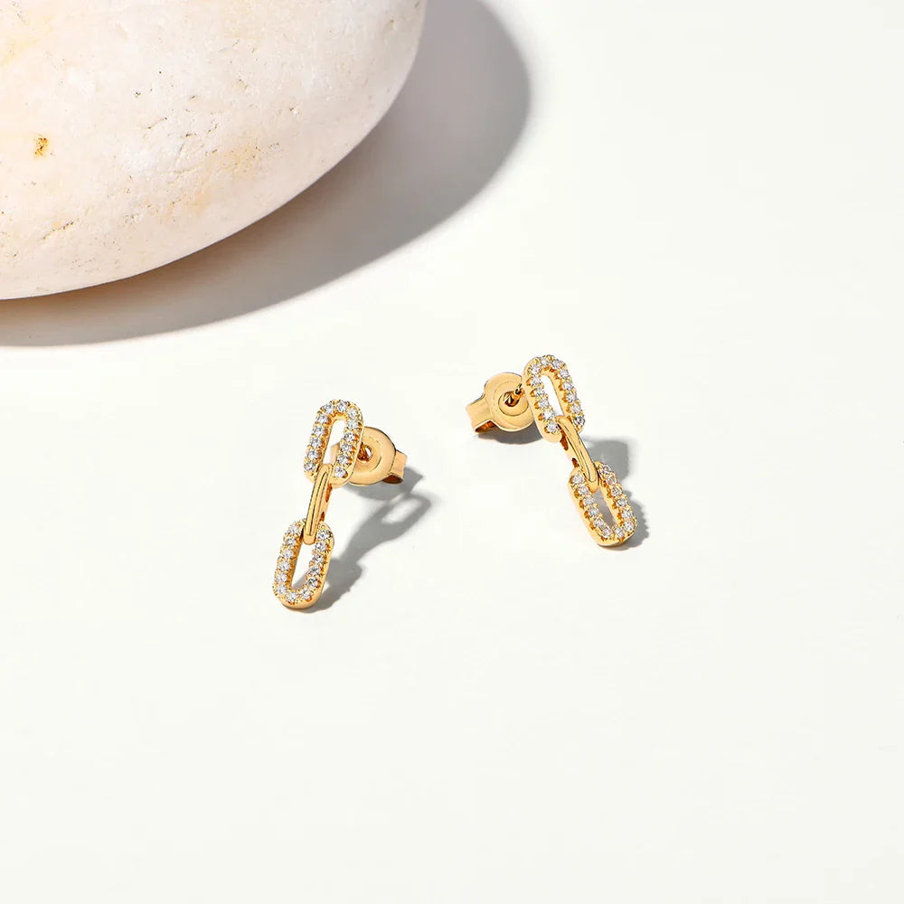 S925 Sterling Silver 18k Gold Plated Moissanite Stud Earring For Women Interlocking Design Engagemen Luxury JewelryGift