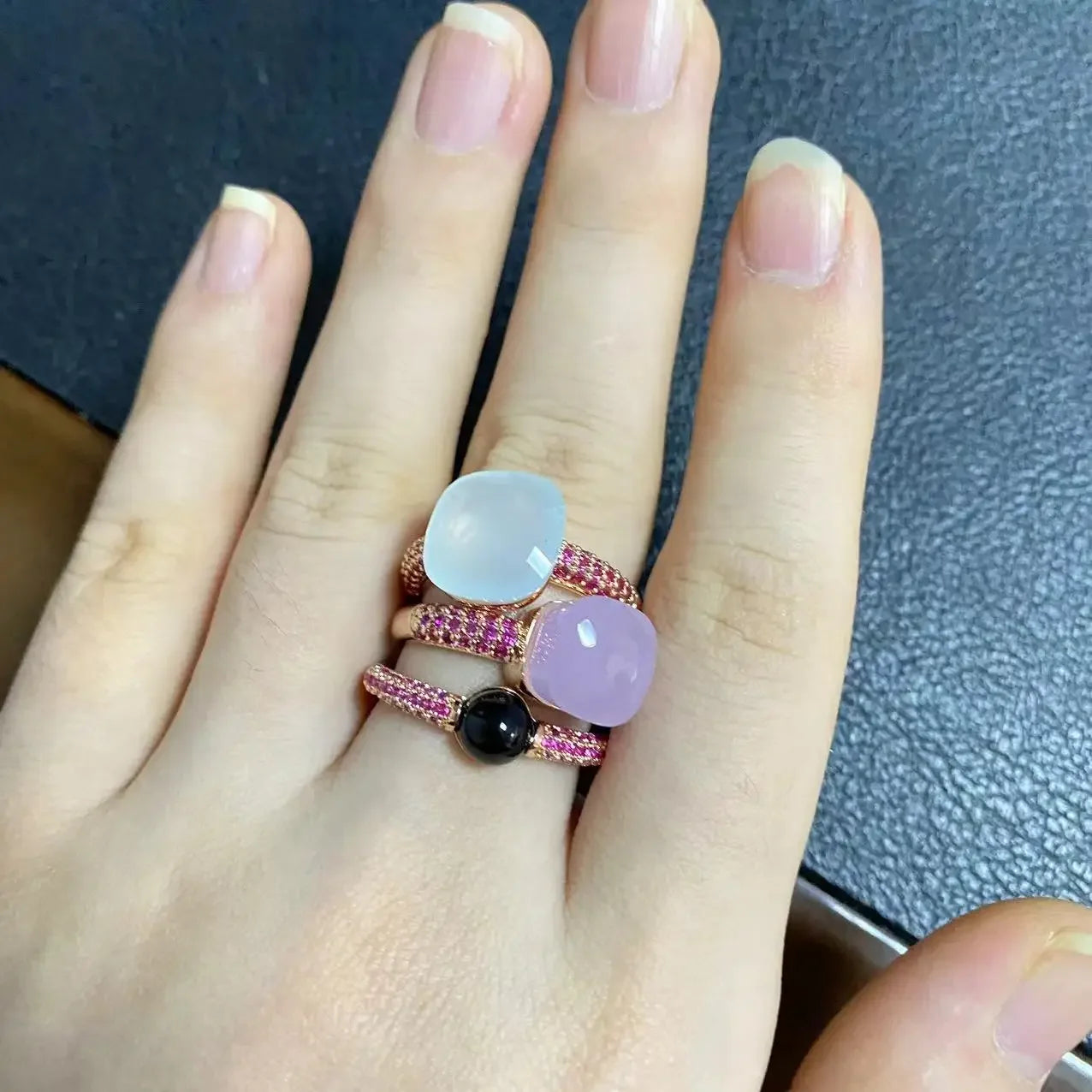 Conjunto de 3 anéis empilháveis ​​Nudo para mulheres, conjunto com cores mistas, cristais tipo bala incrustados, zircônia, ametista, topázio azul, joia redonda, presente