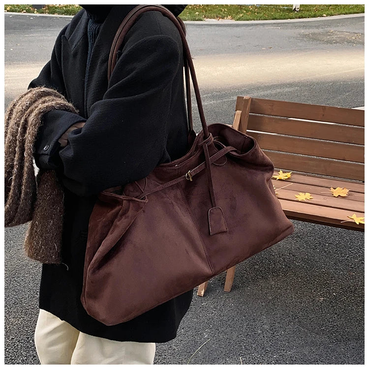 Velvet Zipper 2024 New Product Large Tote Bag Solid Large Capacity Popular Fashion Shoulder Bag Soft Simple Commuter Handbag
