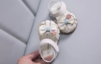 2026 New Girls Baby Soft Sole Princess Sandals Extra Soft Summer Toddler Closed Toe Fashion Walking Shoes