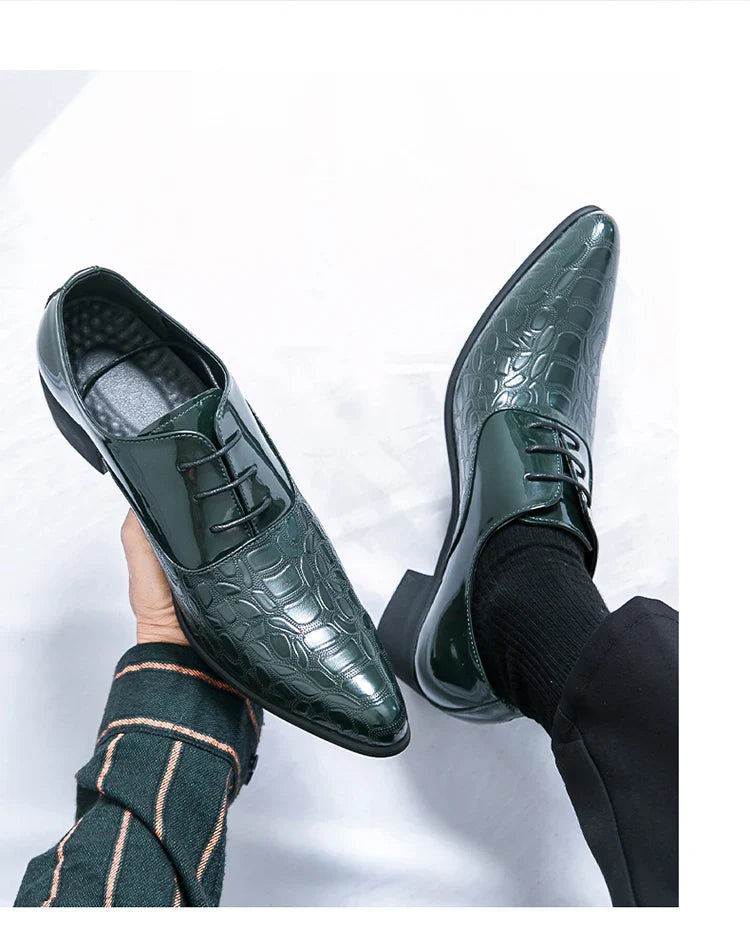 Luxury Wedding Dress Men High Heel Shoes Design Blue Man Patent Leather Shoes Party Men Pointed Toe Formal Shoes Zapatos Oxfords